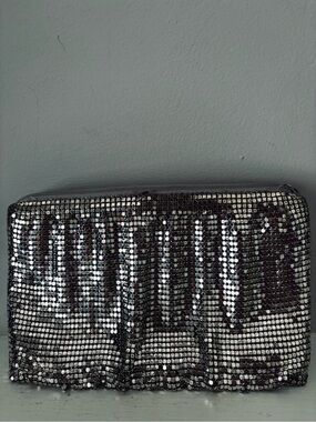 Whiting and Davis Silver Sequin Evening Clutch